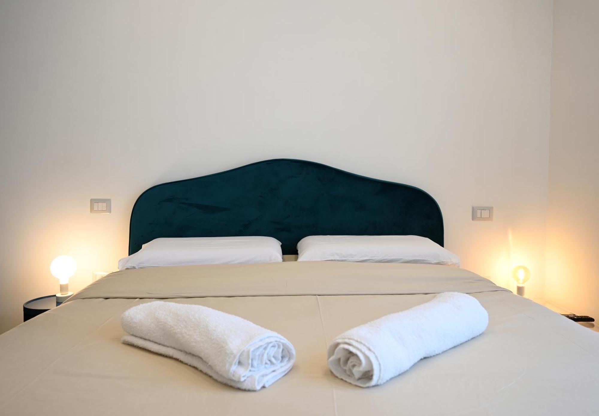 Appartement Qhouse à Naples Extérieur photo